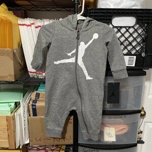Jordan Baby Boy's HBR Jumpman Hooded Coverall (Infant), Carbon Heather, 6M - NWT